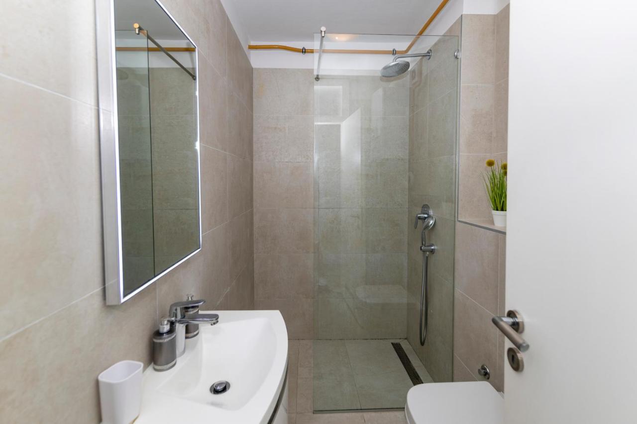 Lusea Apartment Задар Екстериор снимка