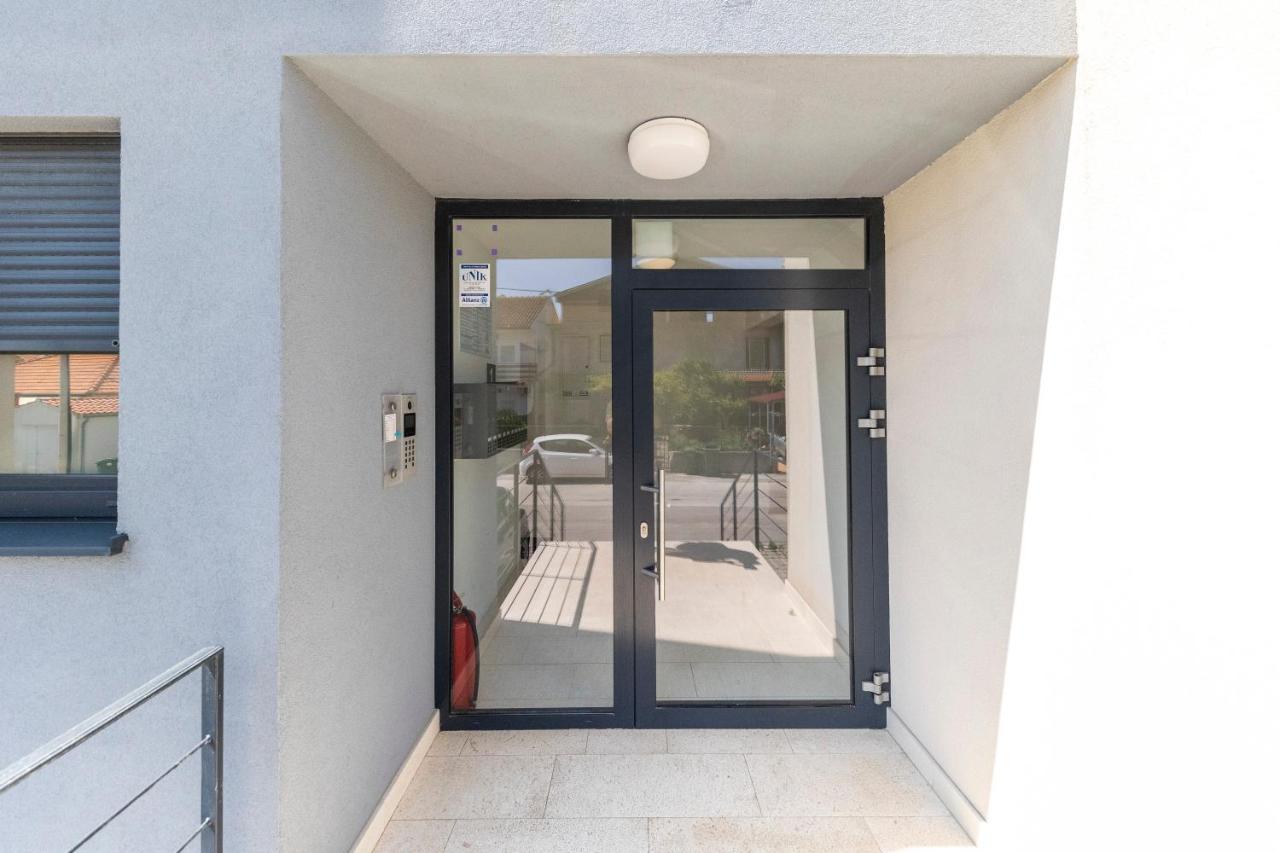 Lusea Apartment Задар Екстериор снимка